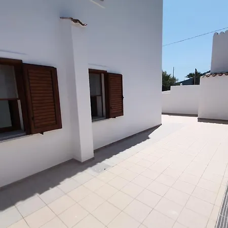 Piccolo Vicino Con Bellissima Vista Mare Casa vacanze Tertenìa